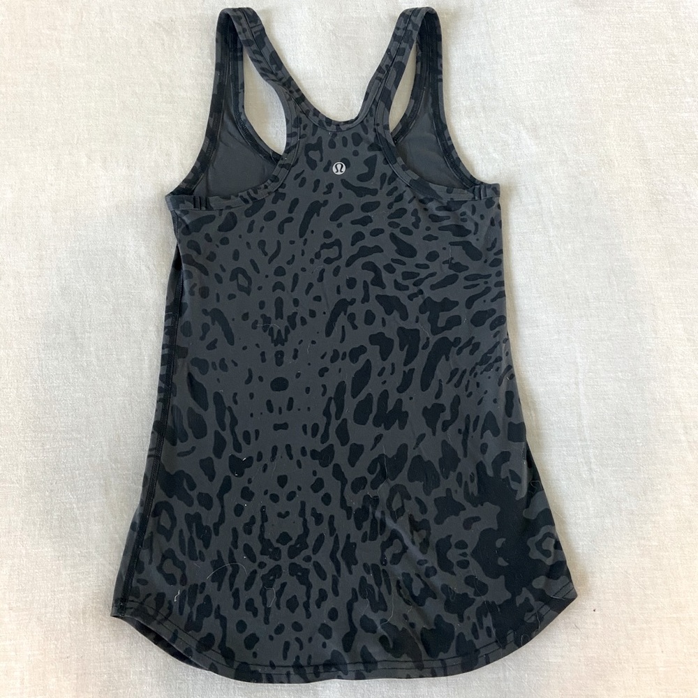 Like New Lululemon athletic animal print tank